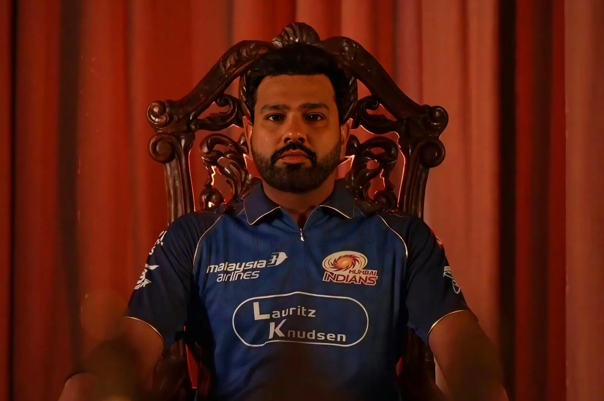 Twitter Erupts as Rohit Sharma Rejoins Mumbai Indians Camp for IPL 2026.