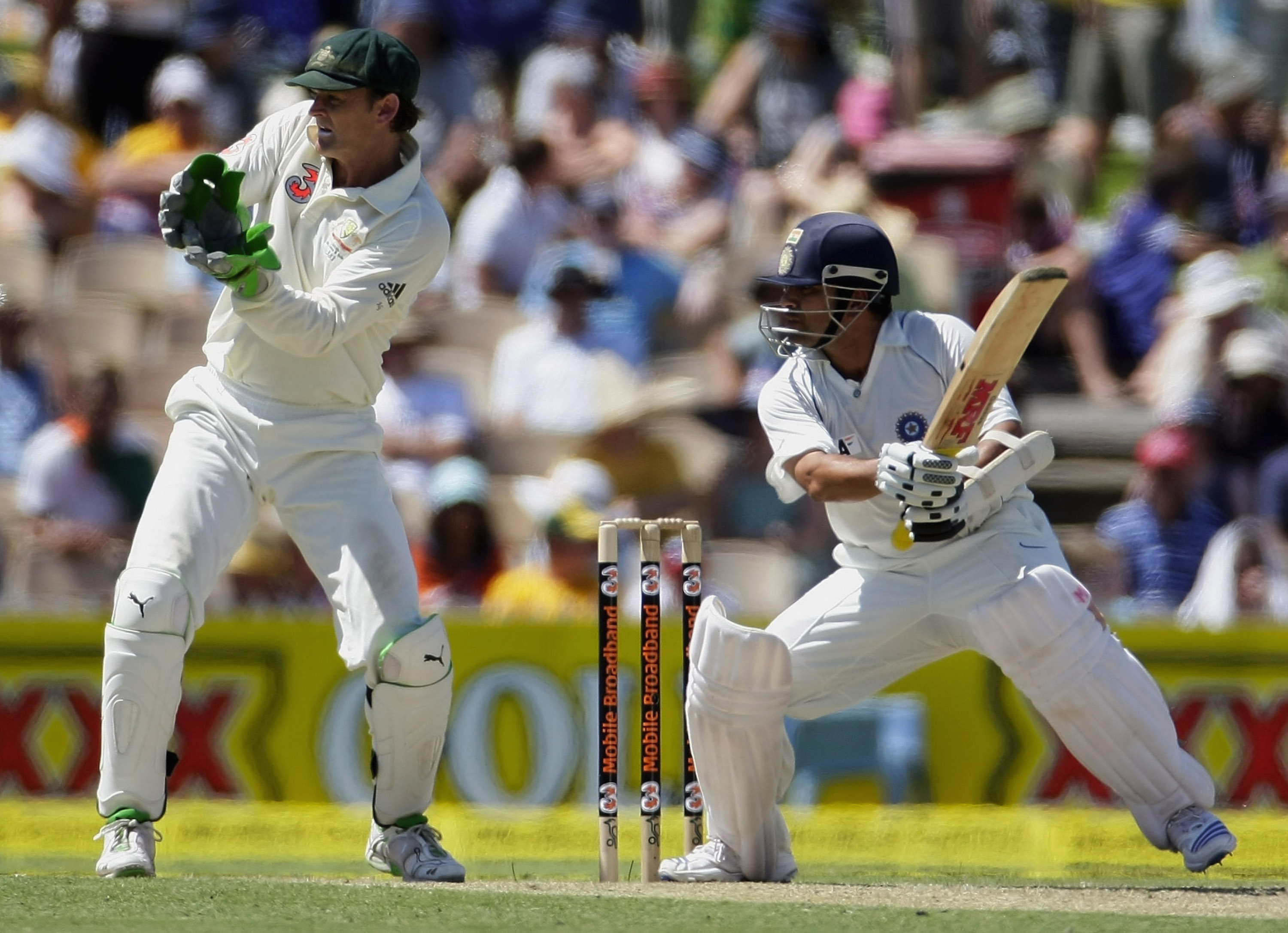 Adam Gilchrist celebrates his birthday with Sachin Tendulkar