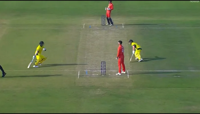 David Warner and Steve Smith standing at the same end while taking a run.