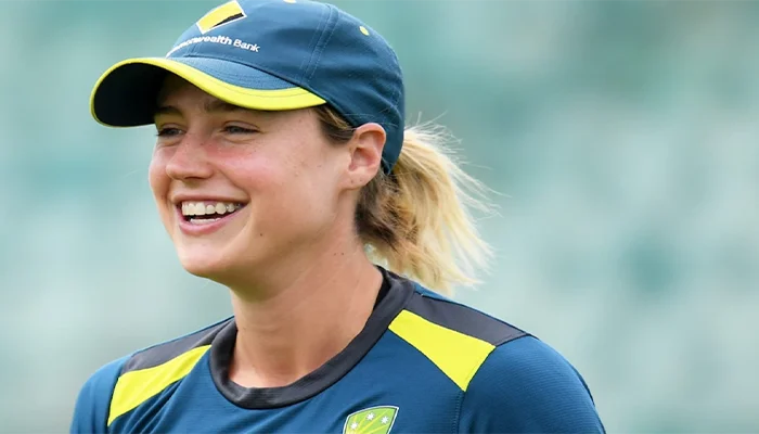 Ellyse Perry in Australia’s training kit.