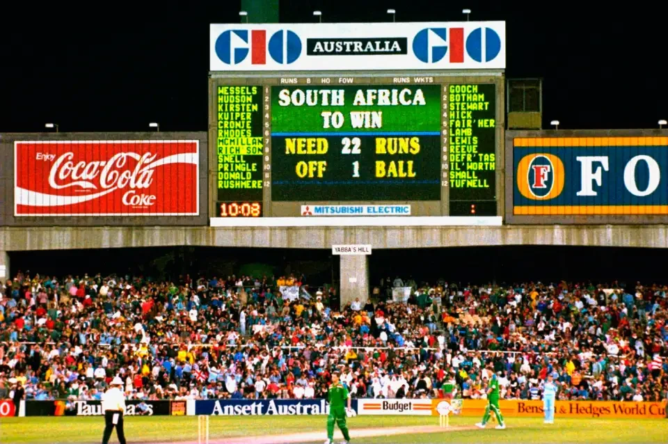 England defeated South Africa by 19 runs in the Semi-Finals on 22 March 1992.