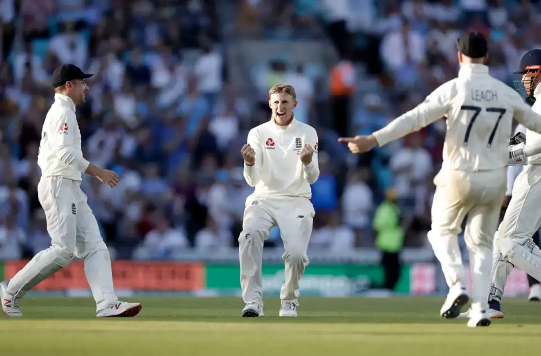 England defeated Australia by 135 runs.
