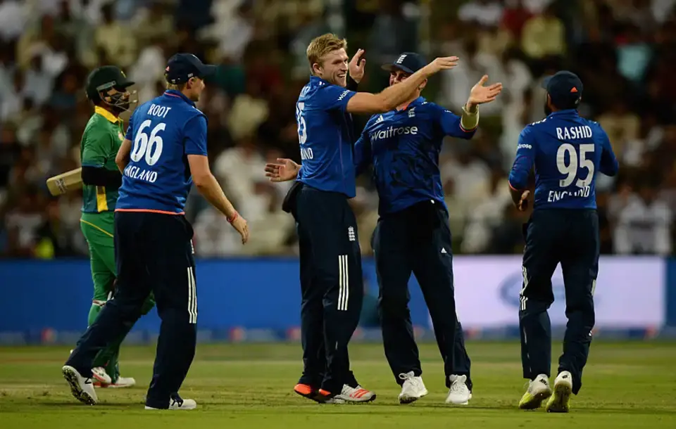 england-defeated-pakistan-by-95-runs.