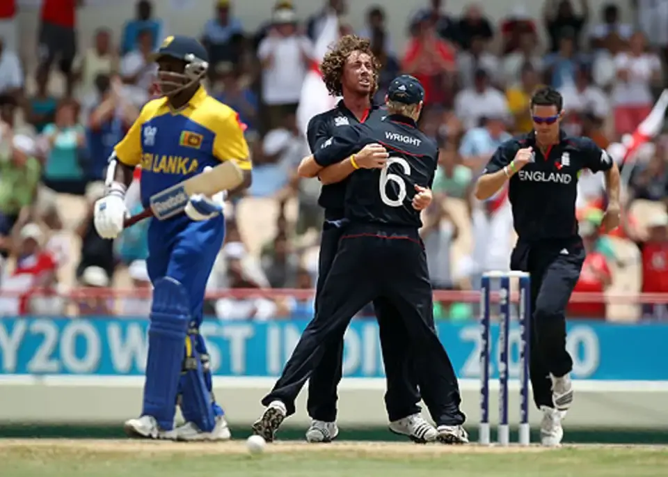 England defeated Sri Lanka by 7 wickets.