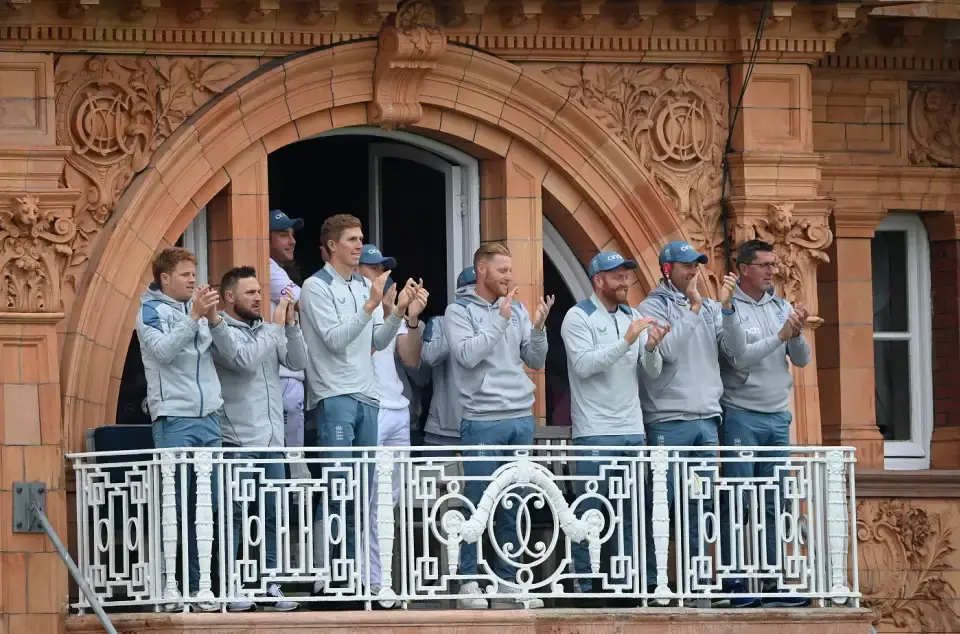 England defeated New Zealand by 5 wickets.