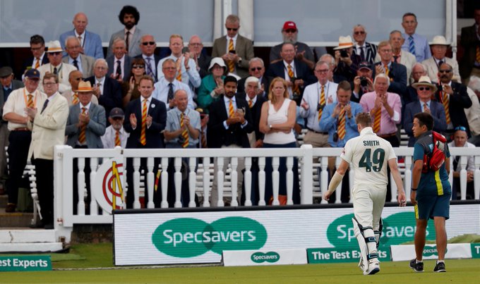 Twitter reacts as Jofra Archer hits Steve Smith with a bouncer and smiles after latter walks back