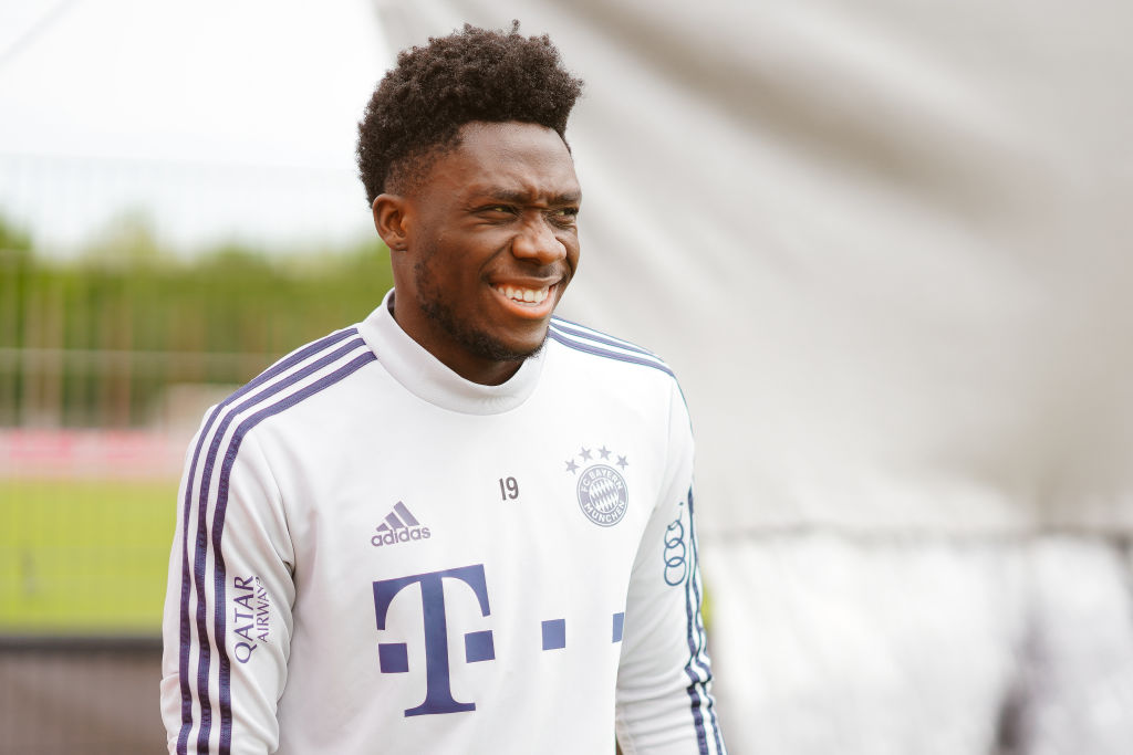 Alphonso Davies completes parts of team training
