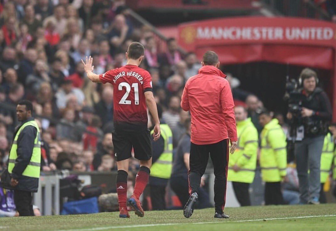 Intention was not to leave Manchester United but board changed that, confesses Ander Herrera