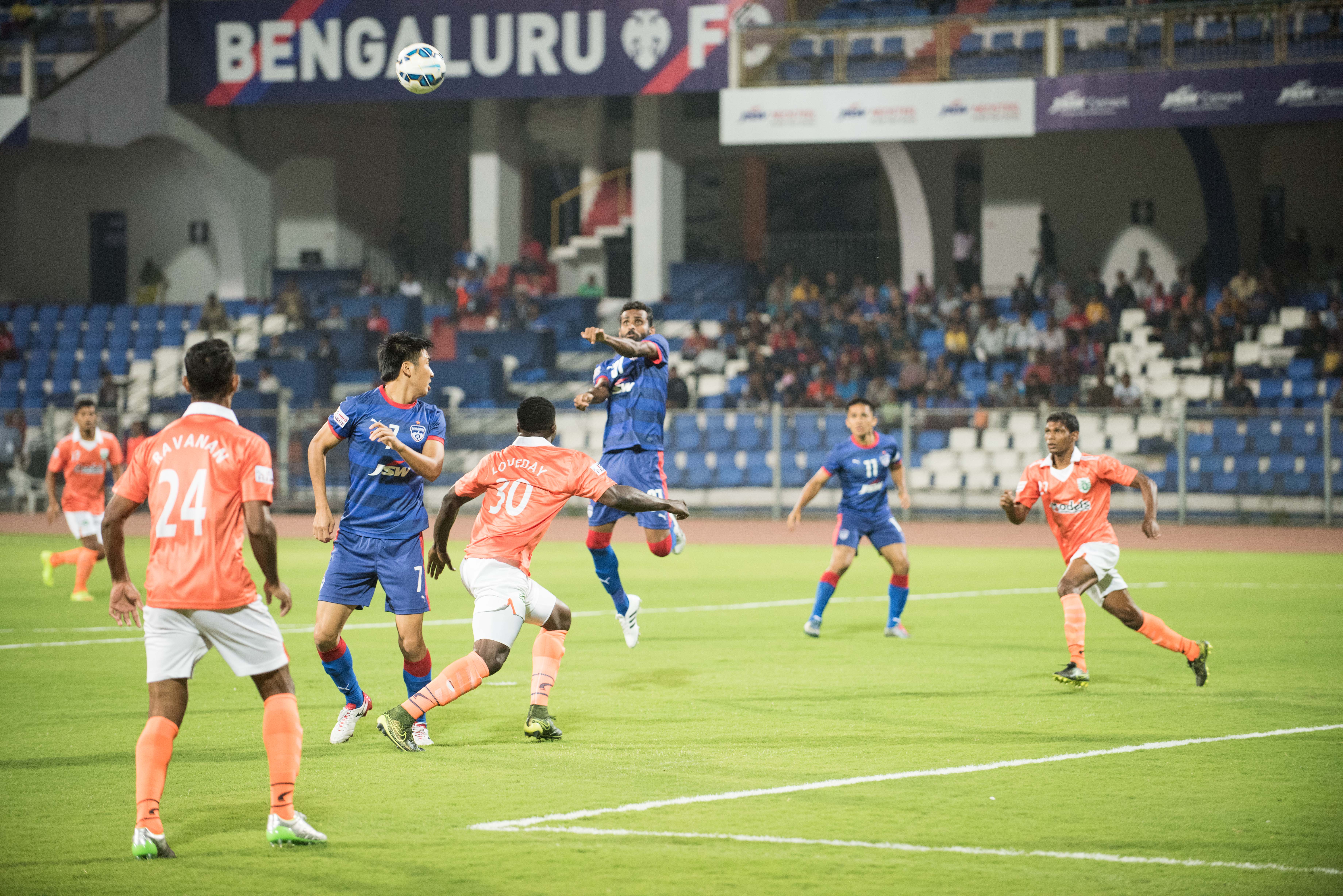 I-League 2015/16 – Ten-man Sporting ride on Odafa’s brace to stun Bengaluru