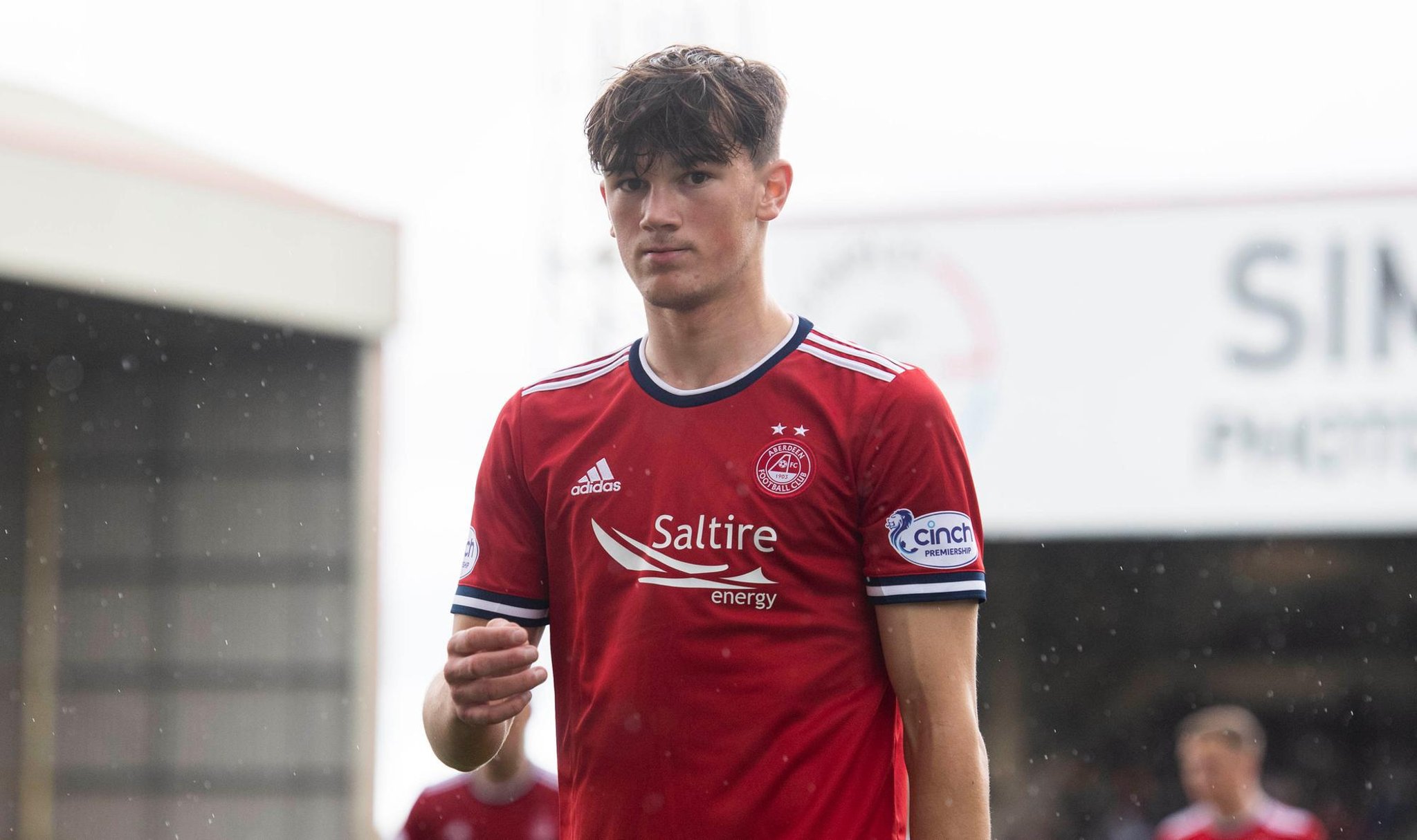 Liverpool sign Aberdeen starlet Calvin Ramsay in reported £6.5 million deal