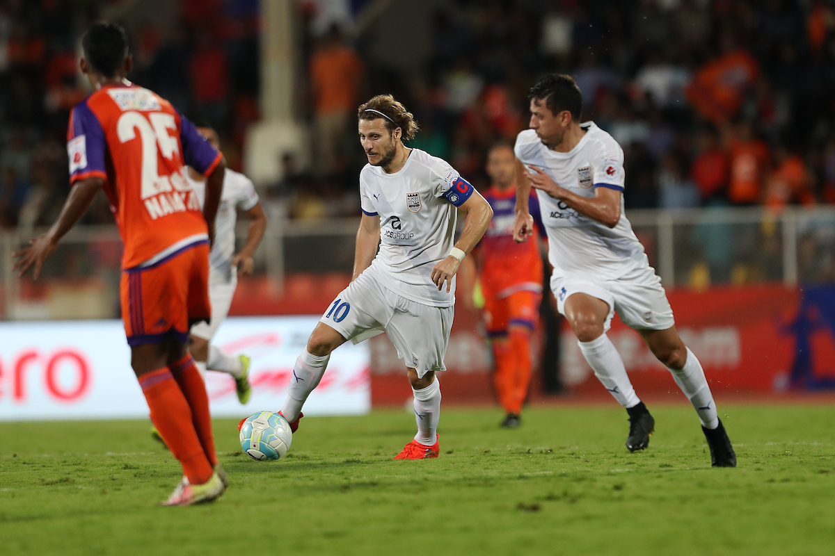 ISL 2016 | Mumbai steal three points in Maha Derby