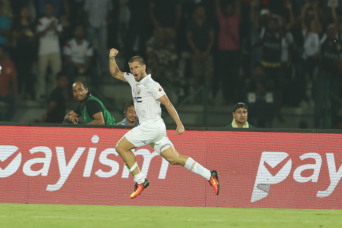 ISL 2016| Alfaro brace makes two in two for NorthEast United