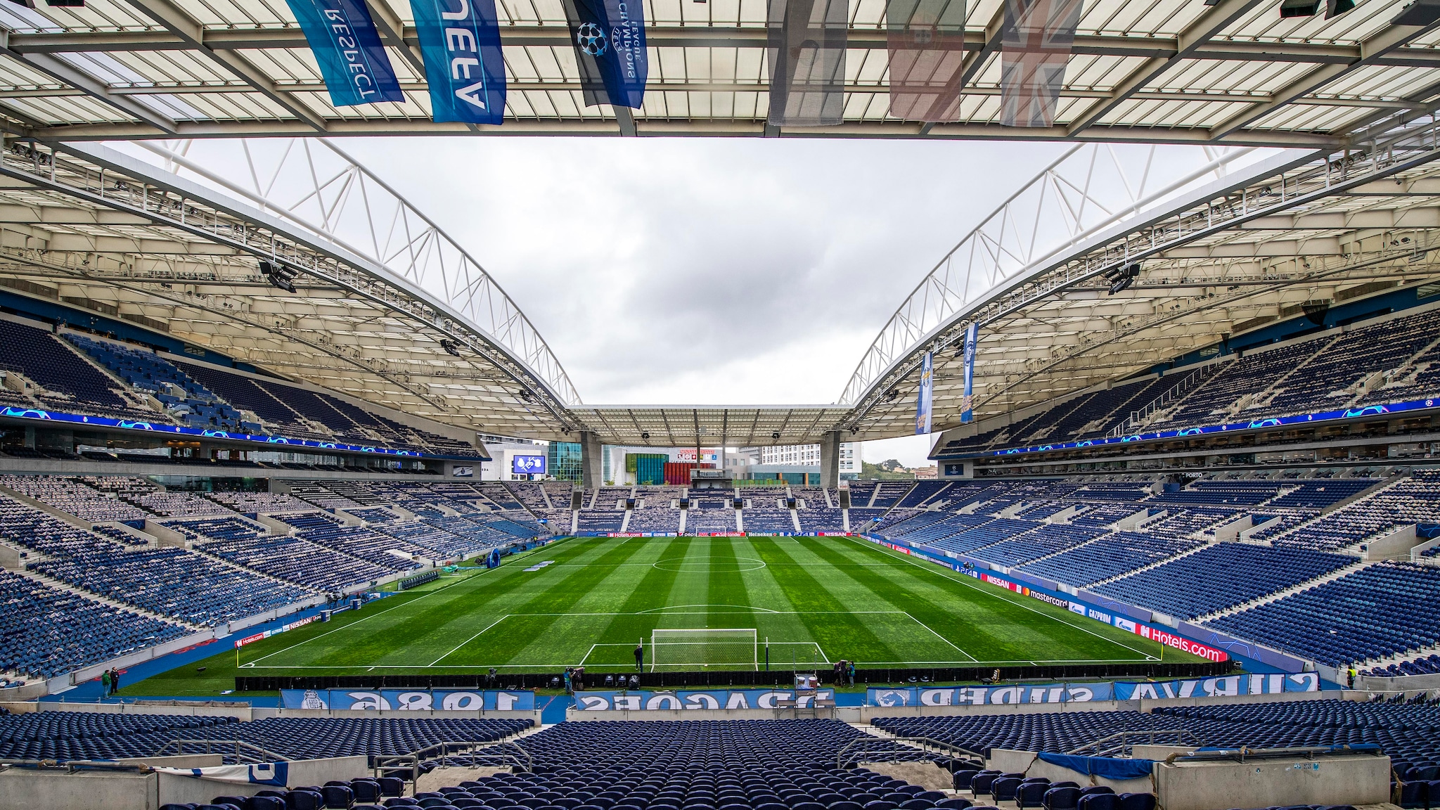 UEFA confirm that Porto’s Estádio do Dragão will be venue for Champions League final