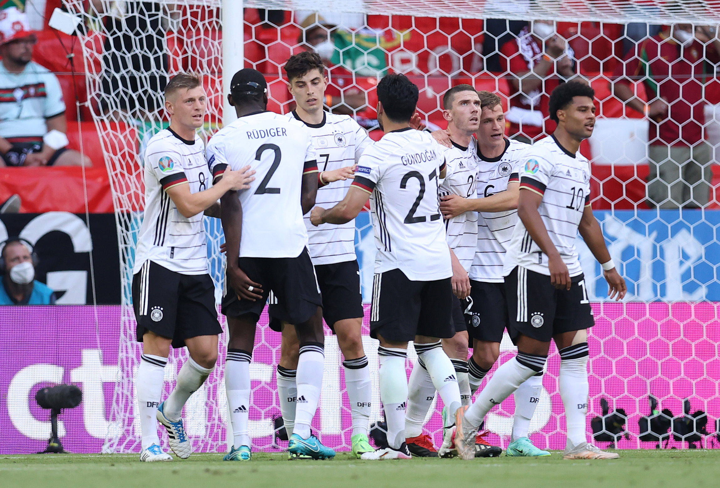 To write off Germany after round of 16 qualification would be crazy, proclaims Jurgen Klopp