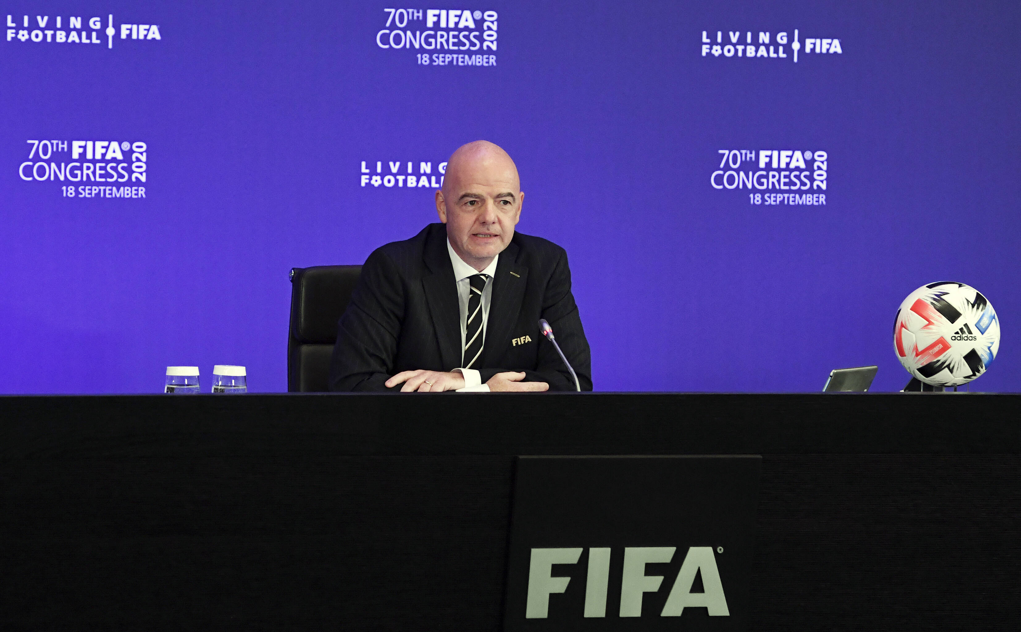 For the Italians it is sad and it makes me want to cry, admits Gianni Infantino