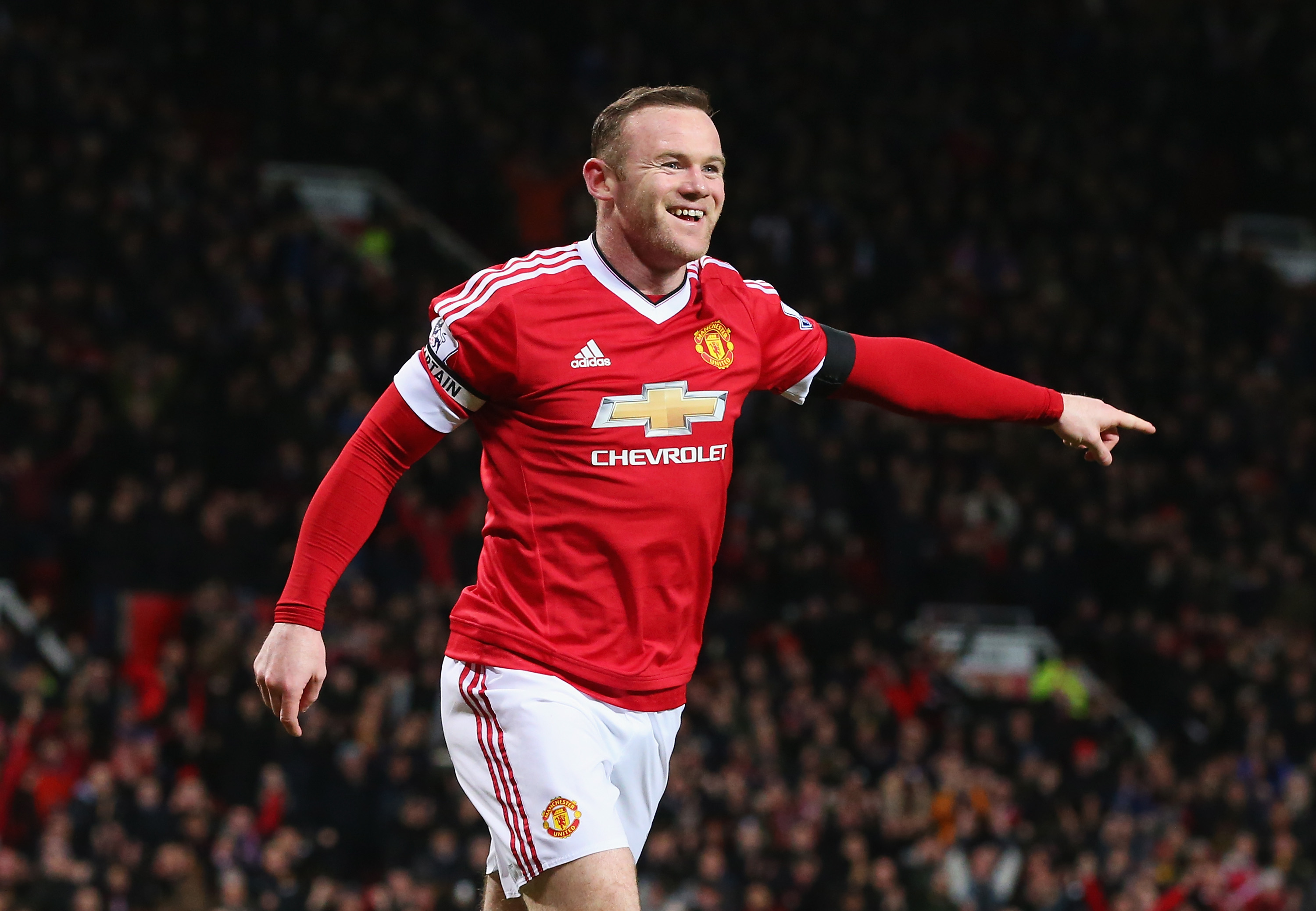 Wayne Rooney becomes United's joint all-time top scorer