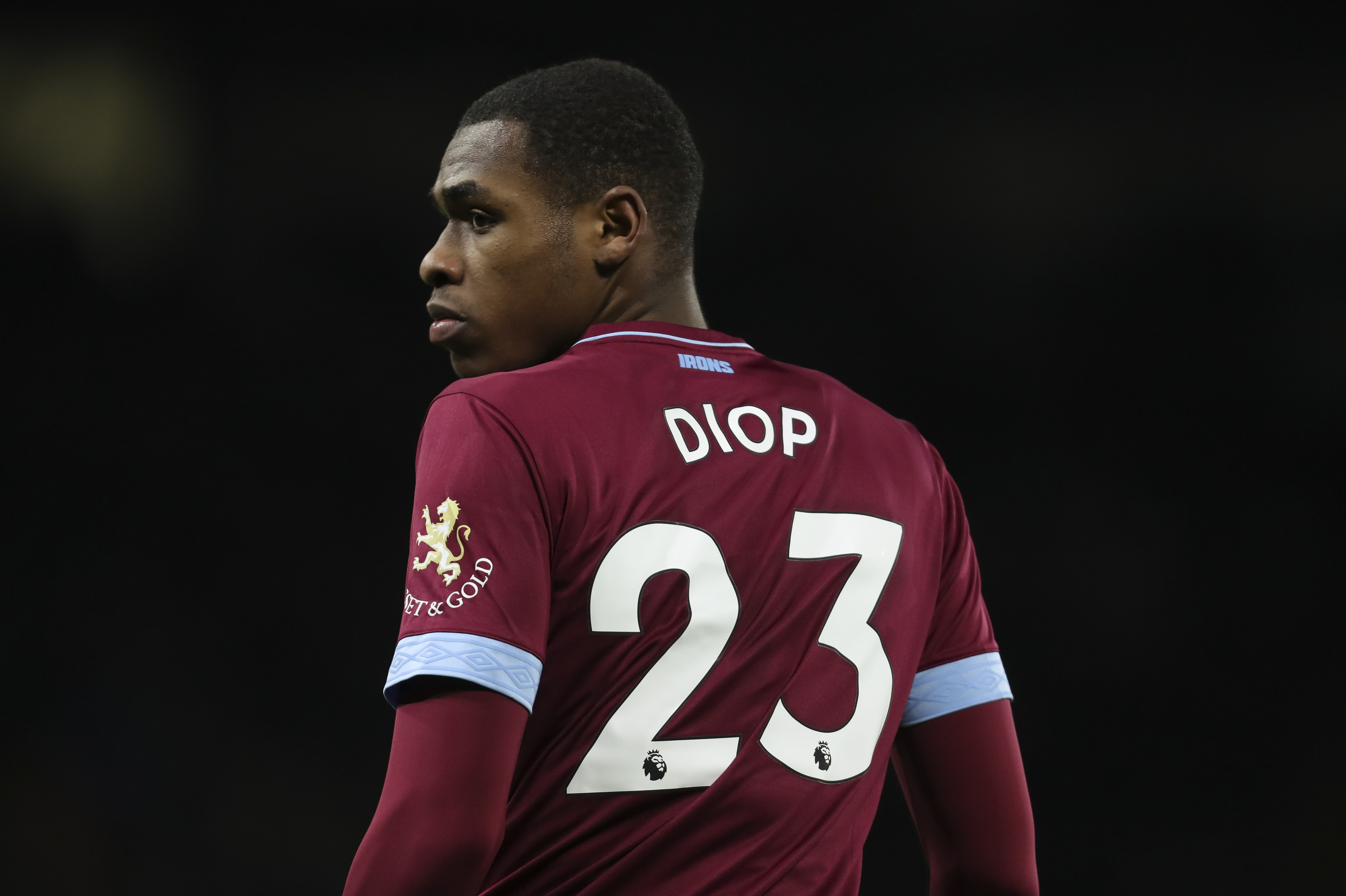 Reports | Arsenal enquire about West Ham star Issa Diop