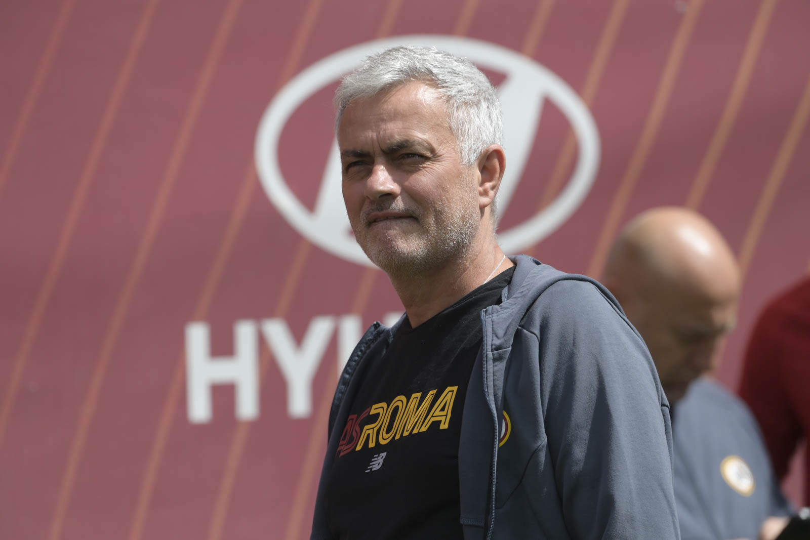 Have to tell my players don’t try to stay on your feet and be clowns, asserts Jose Mourinho