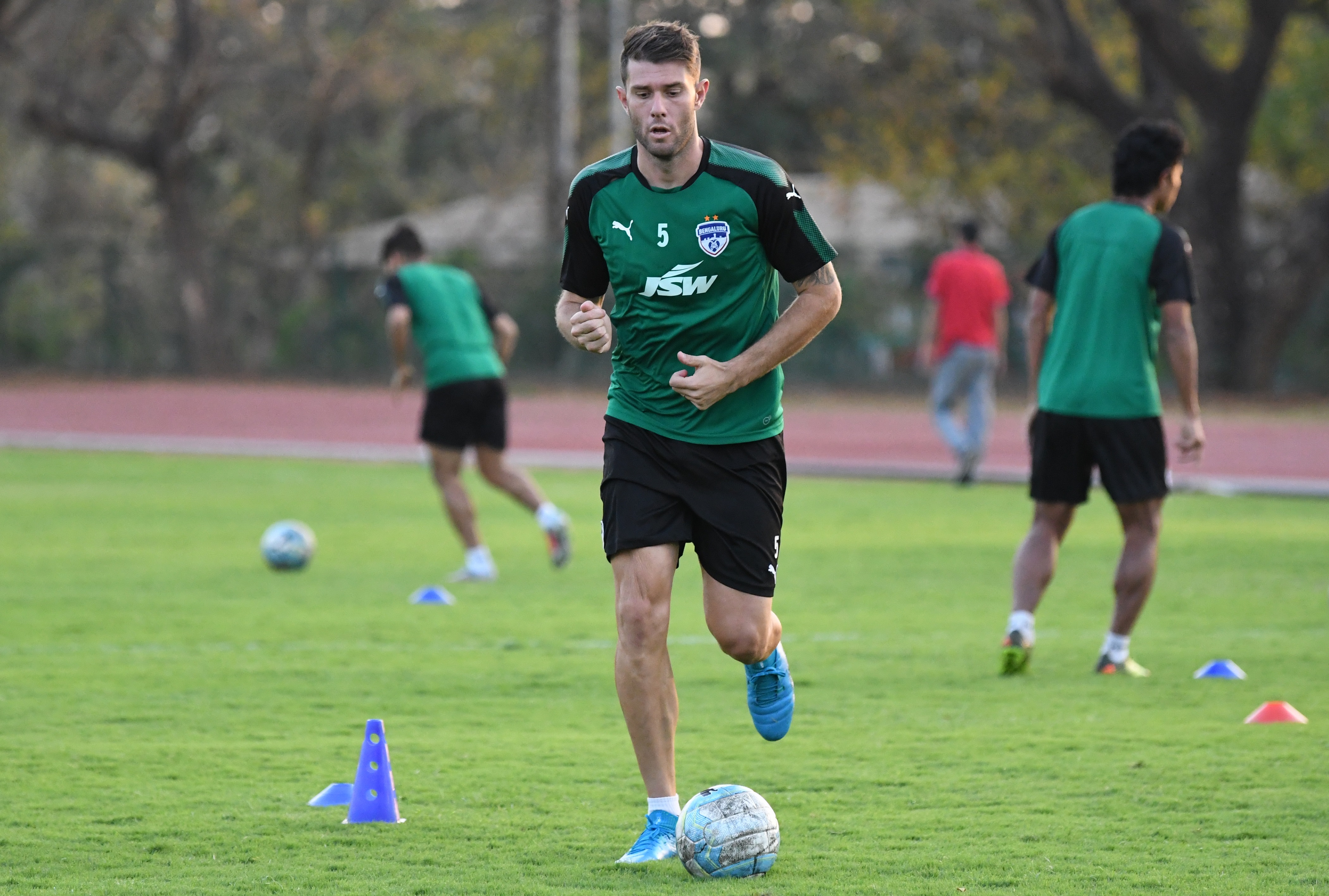 Juanan Gonzalez pens new deal with Bengaluru FC