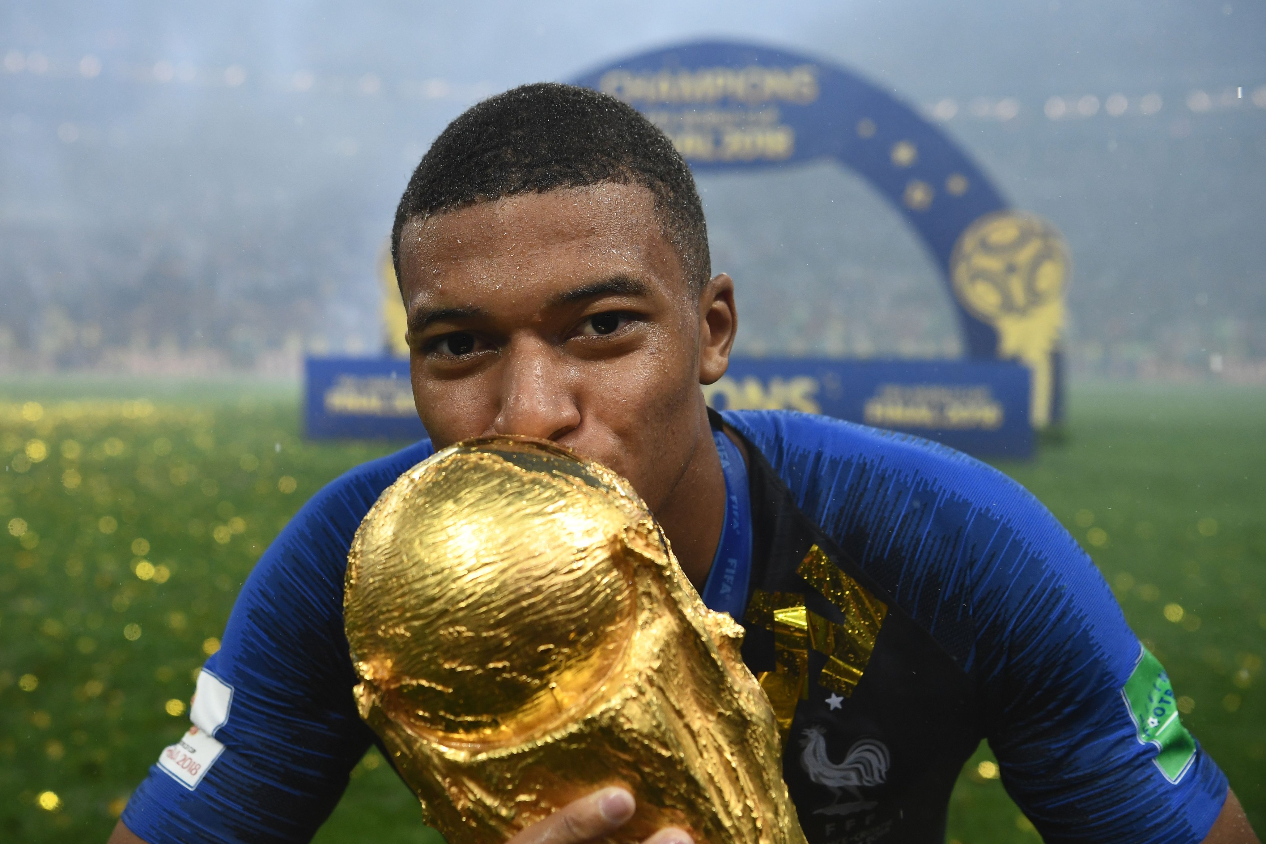 Hope everything over Kylian Mbappe would be solved by January 1, says Florentino Perez