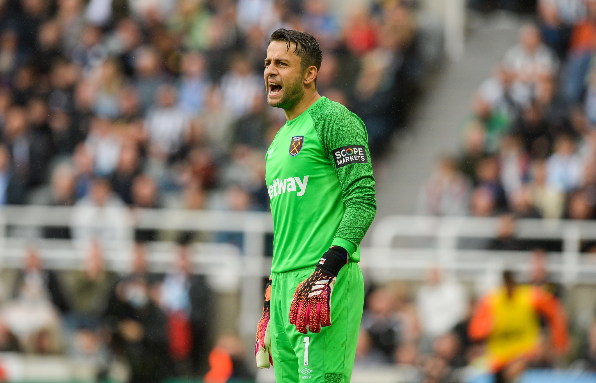 We have to be calm of our situation as it’s too early in season, postulates Lukasz Fabianski