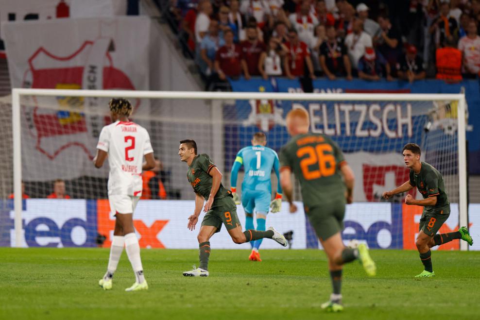 WATCH | Peter Gulacsi gifts Shakhtar Donetsk’s Marian Shved his first Champions League goal