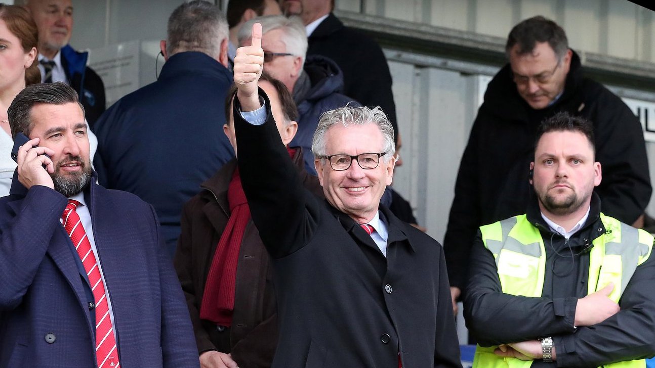 EFL clubs could disappear within five to six weeks, proclaims Nigel Travis