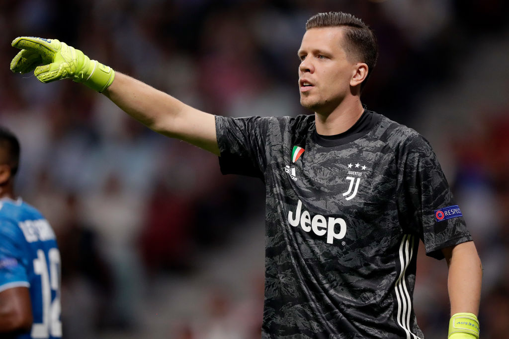 Reports | Wojciech Szczesny in line for new deal amid Manchester United interest.
