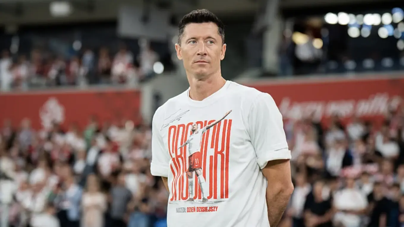 AC Milan Eyes Robert Lewandowski Transfer