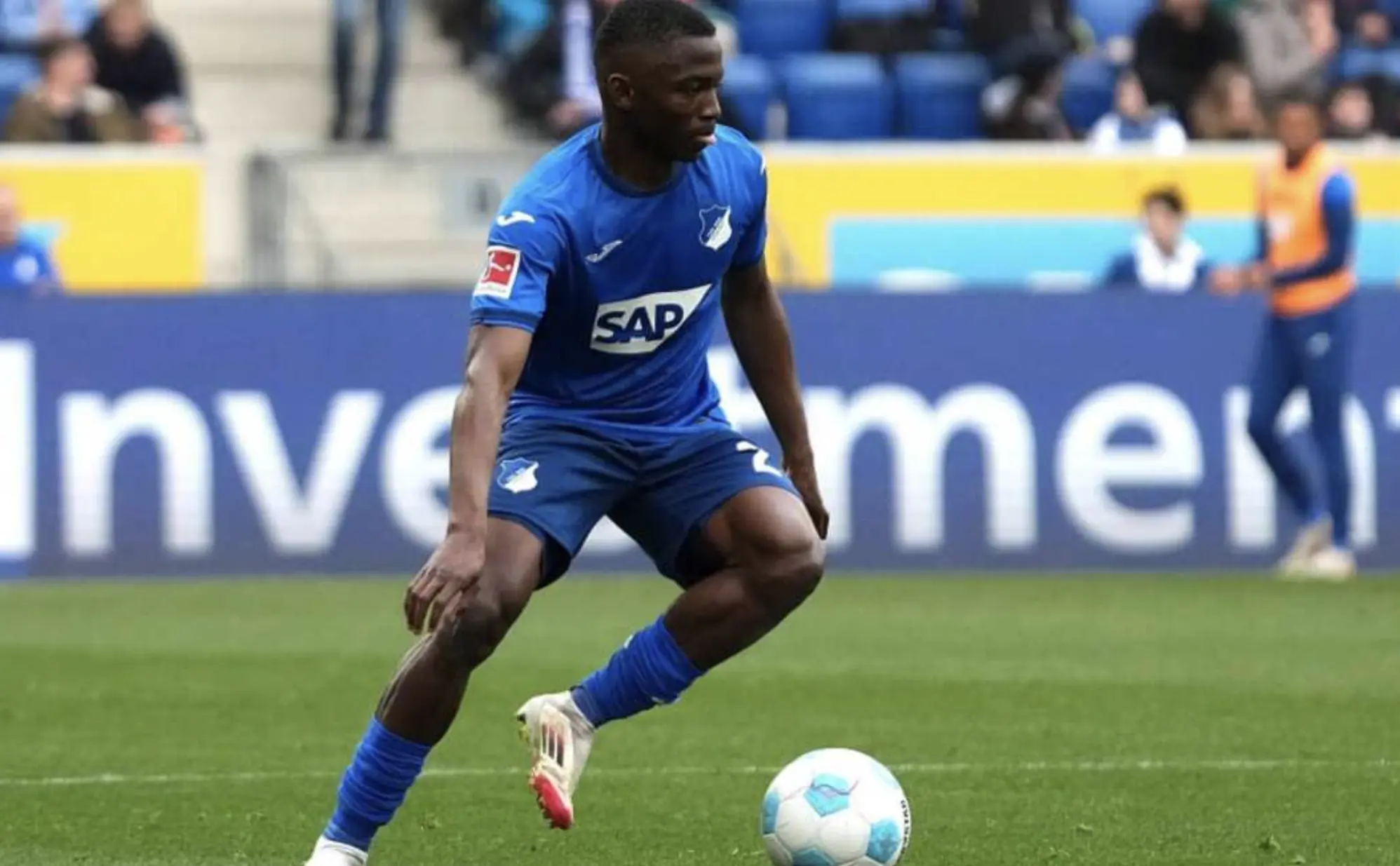 Arsenal Targets Three U21 Wingers for Future Recruitment