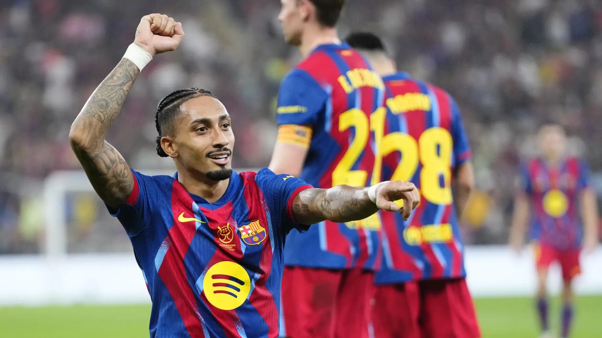 Barcelona Beat Real Madrid 2-0 to Clinch 29th La Liga Title.