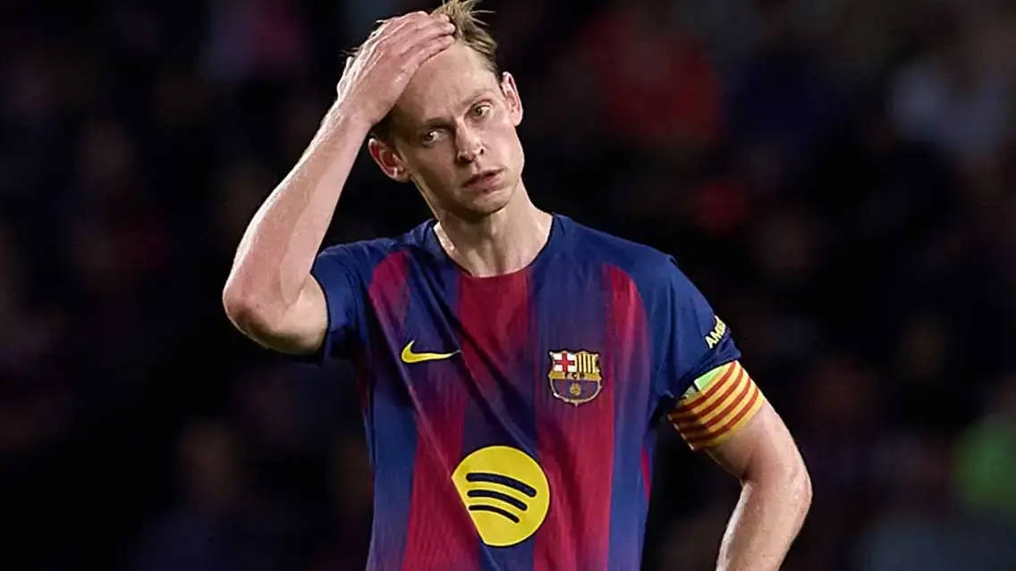 Barcelona Confirm Frenkie de Jong Suffers MCL Knee Injury.