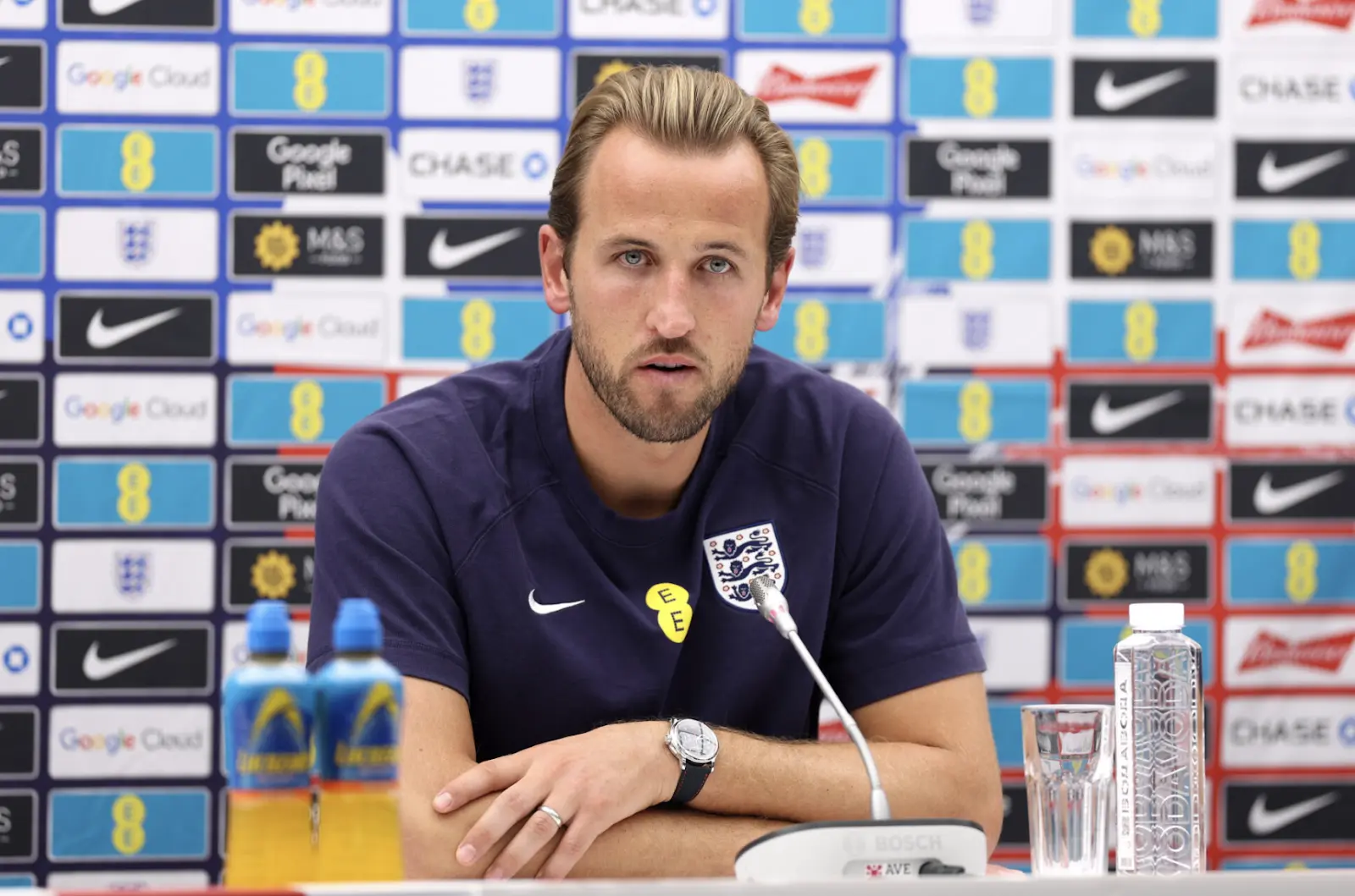 Harry Kane Responds to Michael Owens Bundesliga Criticism