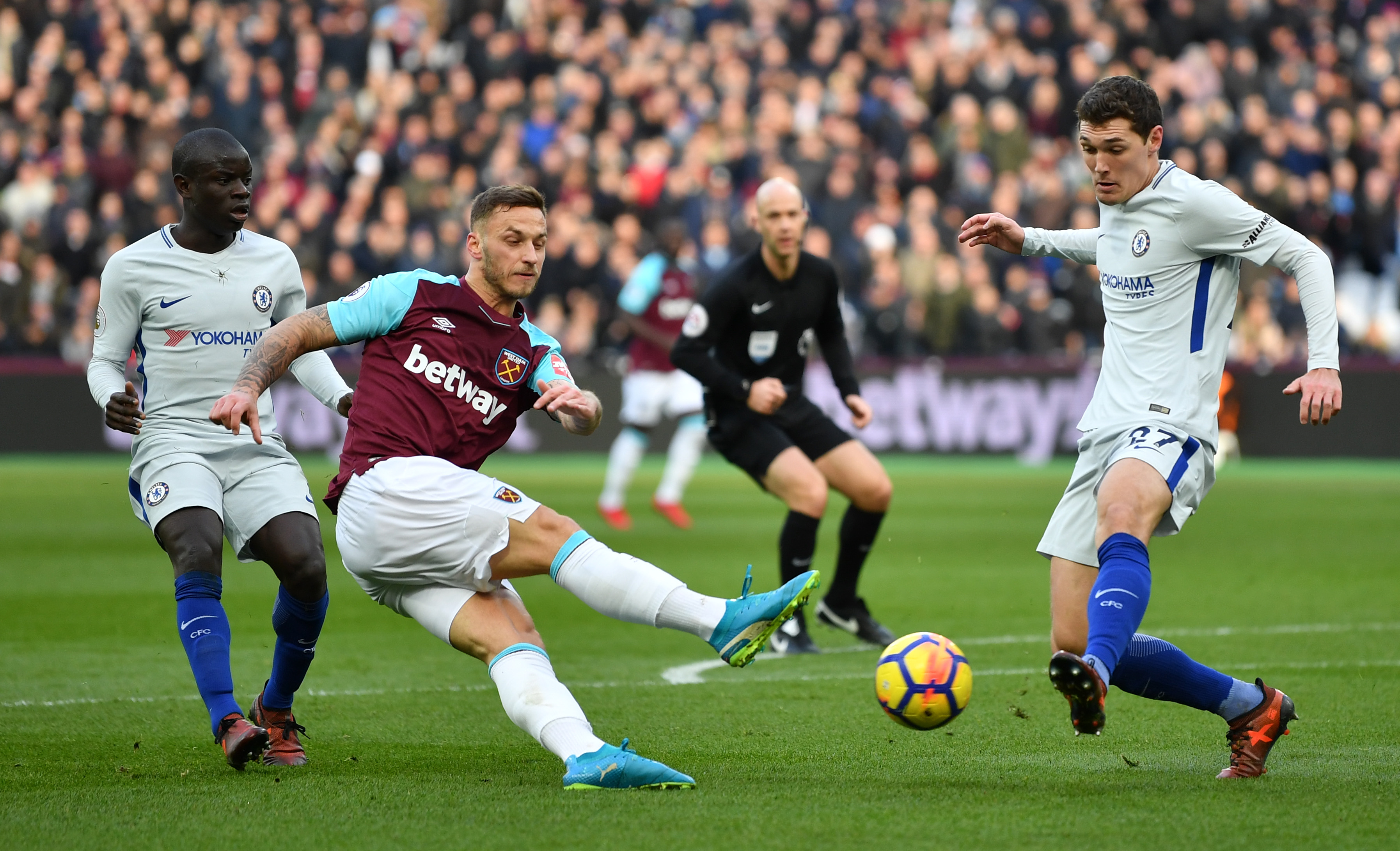 Premier League Round Up | West Ham United beat Chelsea; Crystal Palace plays draw with Bournemouth