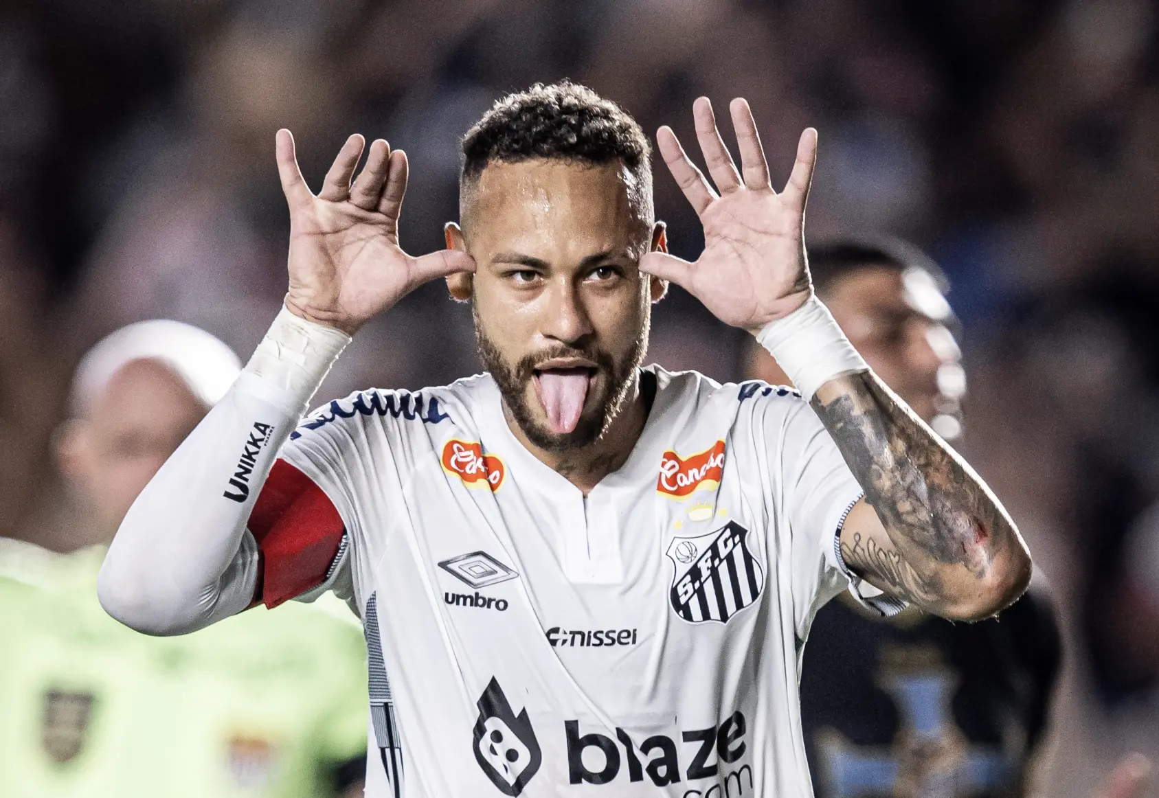 Neymar Set to Return in November After Thigh Injury