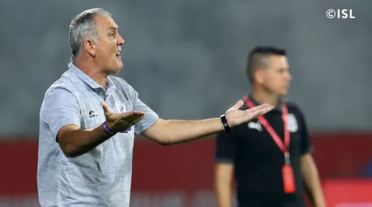 ISL 2020-21 | We gifted away the game, admits Owen Coyle