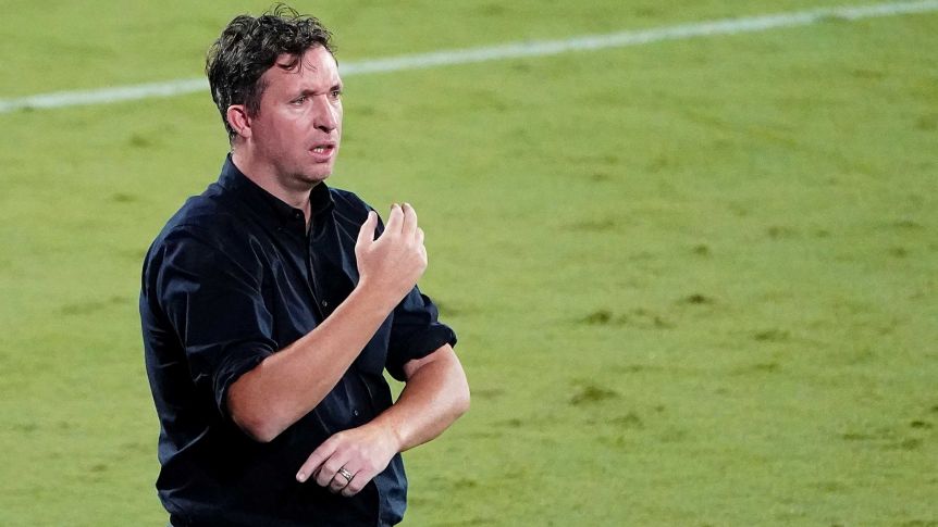ISL 2020-21 | Few Indian players look like they have never been coached before, exclaims Robbie Fowler