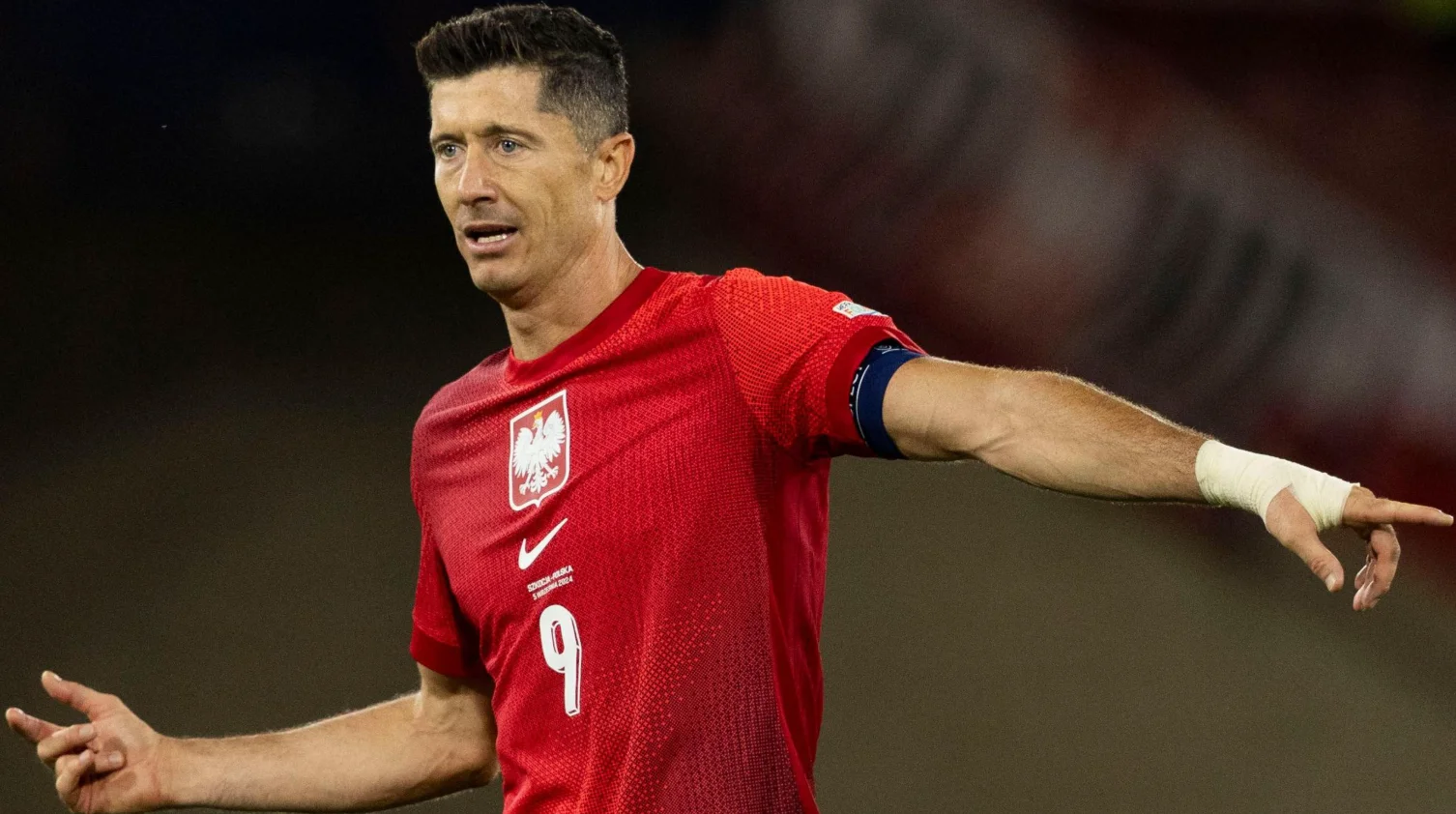 Robert Lewandowskis Stay Seals Viktor Gyokeres €60M Arsenal Move