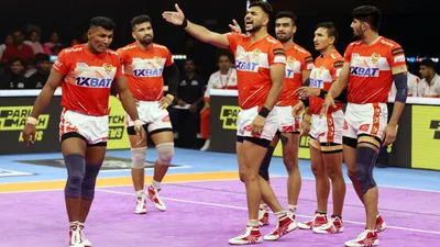 PKL | Internet stunned after Dong Geon Lee and Arkam crush Telugu Titans' raider
