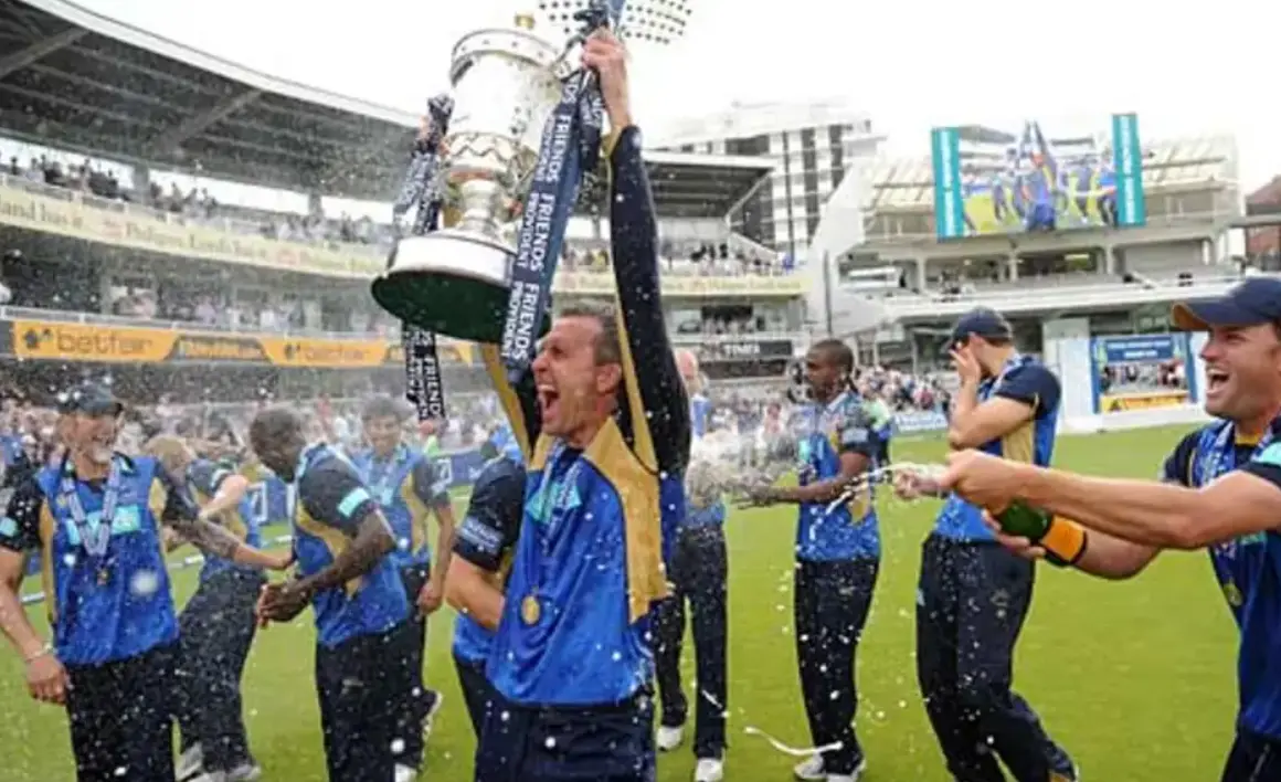 Hampshire defeated Sussex by 6 wickets.