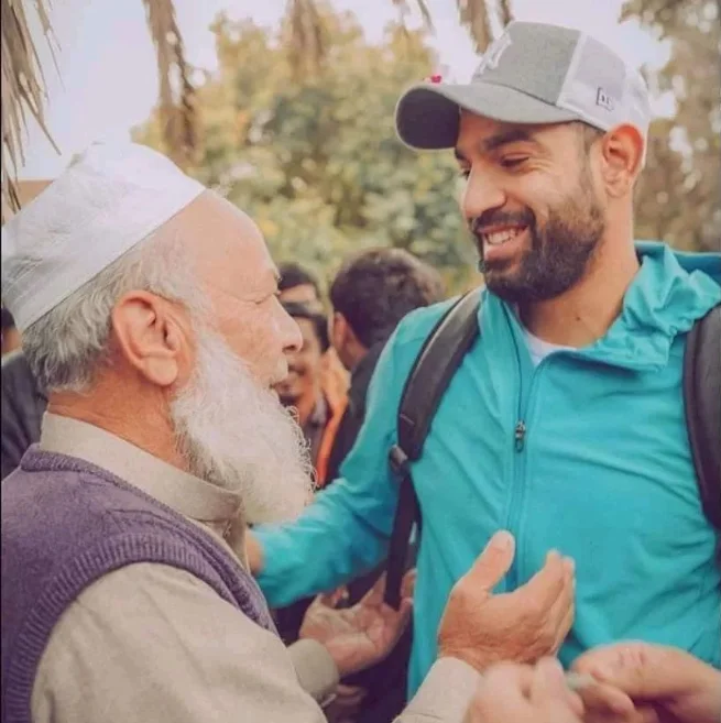 Haris Rauf receiving a grand and overwhelming welcome from his family.