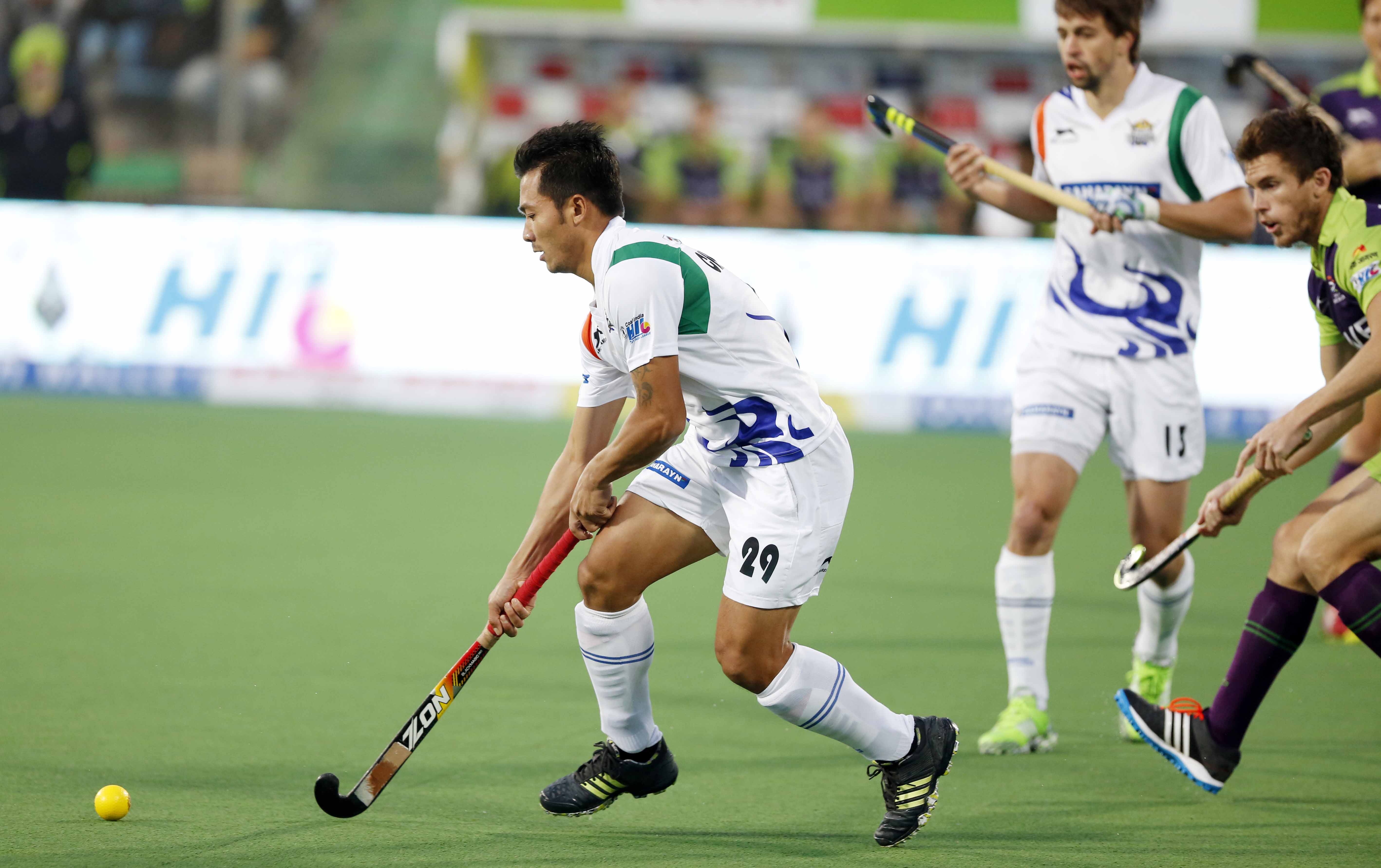 HIL 2016: UP survives late surge from Delhi to register second win of season.