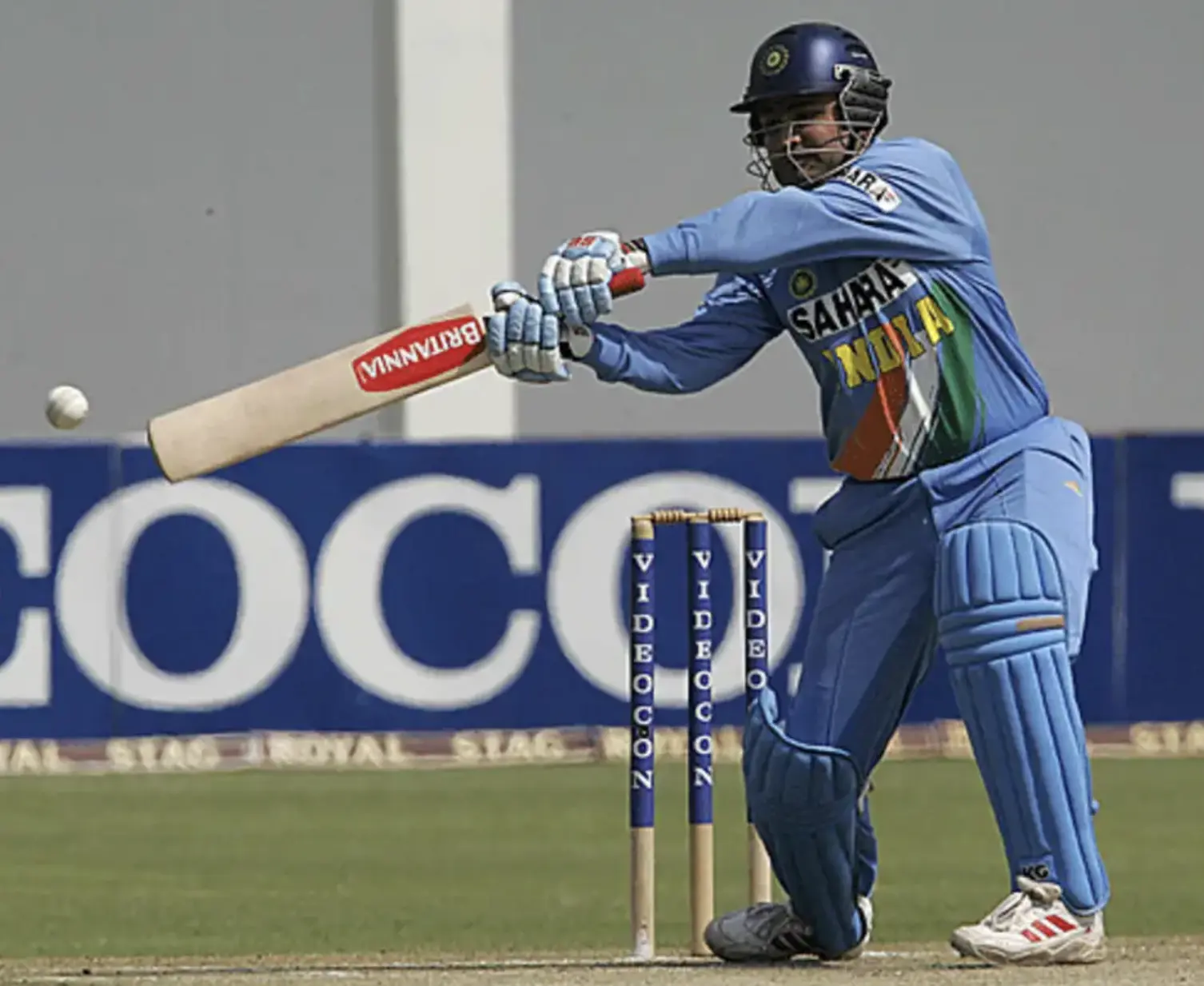 India defeated New Zealand by 6 Wickets.