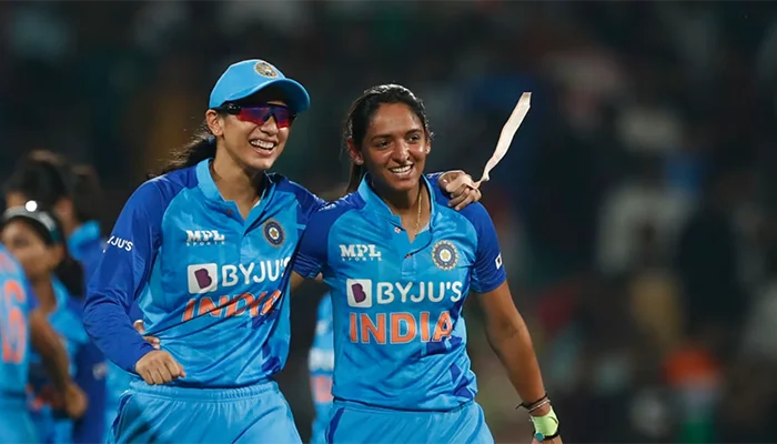 Indian Women cricket stars Smriti Mandhana and Harmanpreet Kaur.