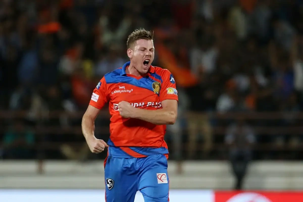 James Faulkner was born on 29th April, 1990.