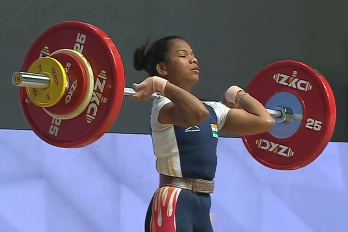 Commonwealth Weightlifting Championship | India's Jhili Dalabehera wins silver in women's 49kg event