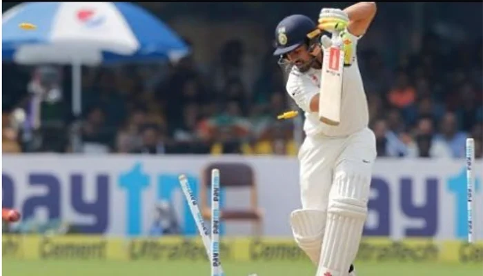 Karun Nair after being dismissed by Mitchell Starc in 2nd Test match.