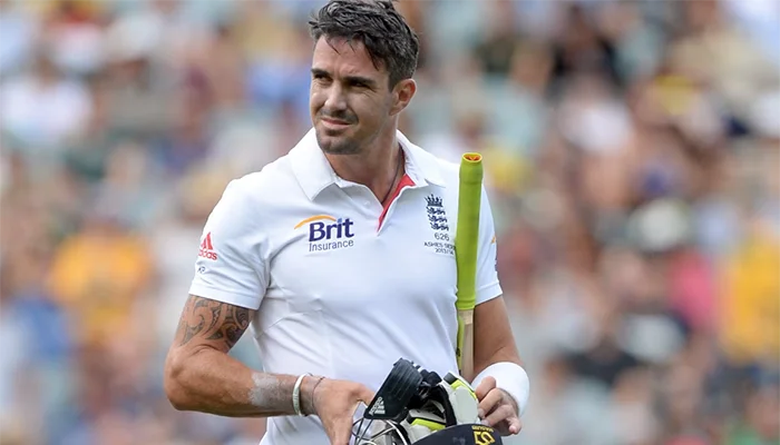 Kevin Pietersen dejected after failing to make an impact in the Ashes tour 2013-14.