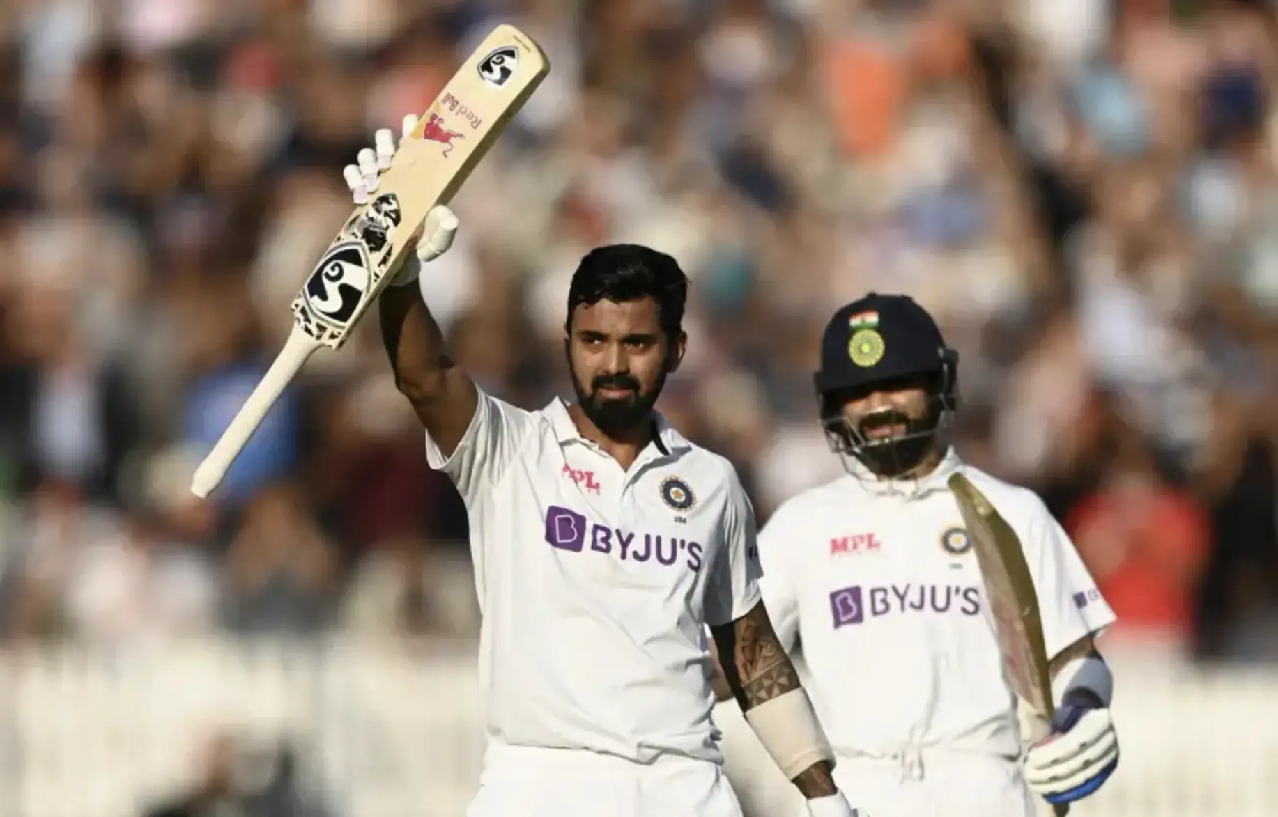 KL Rahul scored a century on the day 1 of the Test Match.