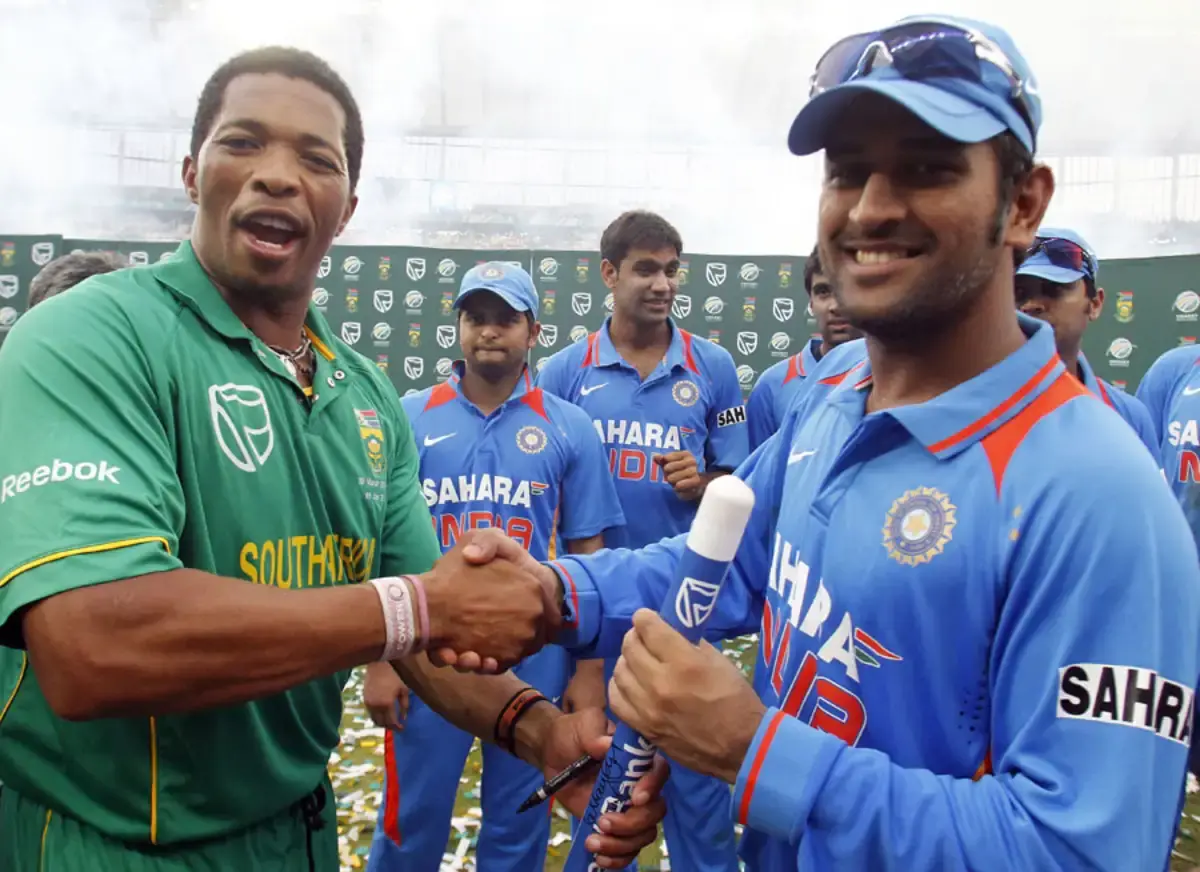 Makhaya Ntini was born on 6th July, 1977 in Mdingi, nr King William's Town, Cape Province.